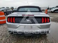 2018 Ford MUSTANG фото