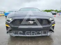2018 Ford MUSTANG фото