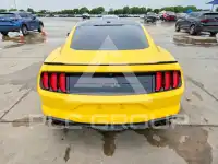 2018 Ford MUSTANG photo