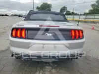 2018 Ford MUSTANG photo