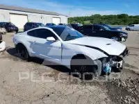 2018 Ford MUSTANG фото