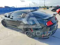 2018 Ford MUSTANG photo