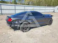 2018 Ford MUSTANG photo