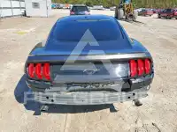 2018 Ford MUSTANG photo