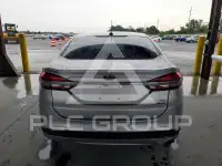 2018 Ford FUSION фото