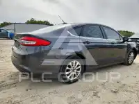 2018 Ford FUSION фото