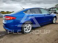 2018 Ford FUSION фото