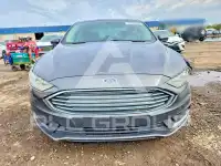 2018 Ford FUSION photo