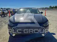 2018 Ford FUSION photo