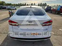 2018 Ford FUSION фото