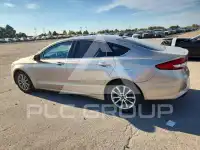 2018 Ford FUSION фото