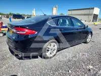 2018 Ford FUSION фото