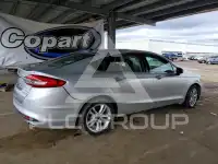 2018 Ford FUSION фото