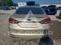 2018 Ford FUSION photo