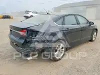 2018 Ford FUSION фото