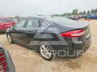2018 Ford FUSION фото
