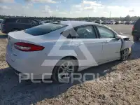2018 Ford FUSION photo