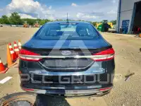 2018 Ford FUSION фото