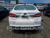 2018 Ford FUSION фото