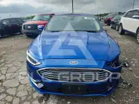 2018 Ford FUSION фото