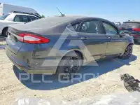 2018 Ford FUSION фото