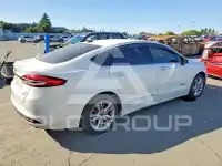 2018 Ford FUSION фото