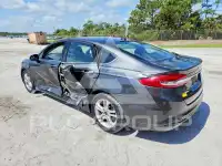 2018 Ford FUSION фото