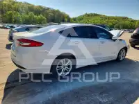 2018 Ford FUSION фото