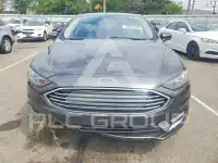 2018 Ford FUSION фото