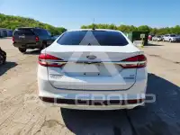 2018 Ford FUSION фото