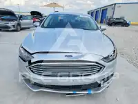 2018 Ford FUSION photo