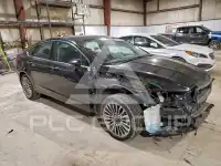 2018 Ford FUSION photo