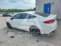 2018 Ford FUSION photo