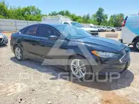 2018 Ford FUSION фото