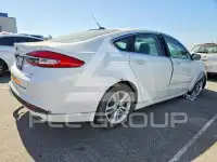 2018 Ford FUSION фото