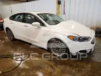 2018 Ford FUSION фото