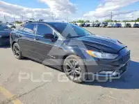 2018 Ford FUSION фото