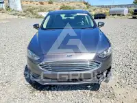 2018 Ford FUSION photo