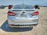 2018 Ford FUSION фото