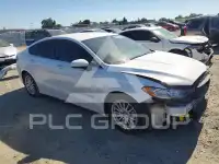 2018 Ford FUSION фото