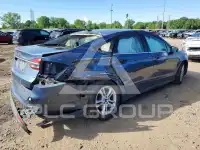2018 Ford FUSION photo