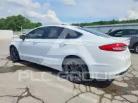 2018 Ford FUSION фото