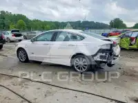 2018 Ford FUSION фото