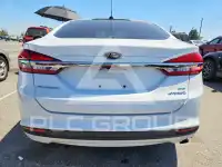 2018 Ford FUSION фото