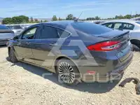 2018 Ford FUSION фото