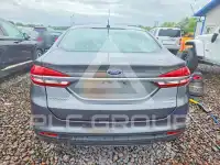 2018 Ford FUSION photo