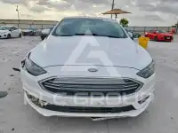 2018 Ford FUSION фото