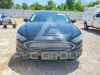 2018 Ford FUSION фото