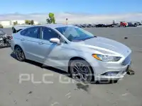 2018 Ford FUSION фото