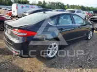 2018 Ford FUSION photo